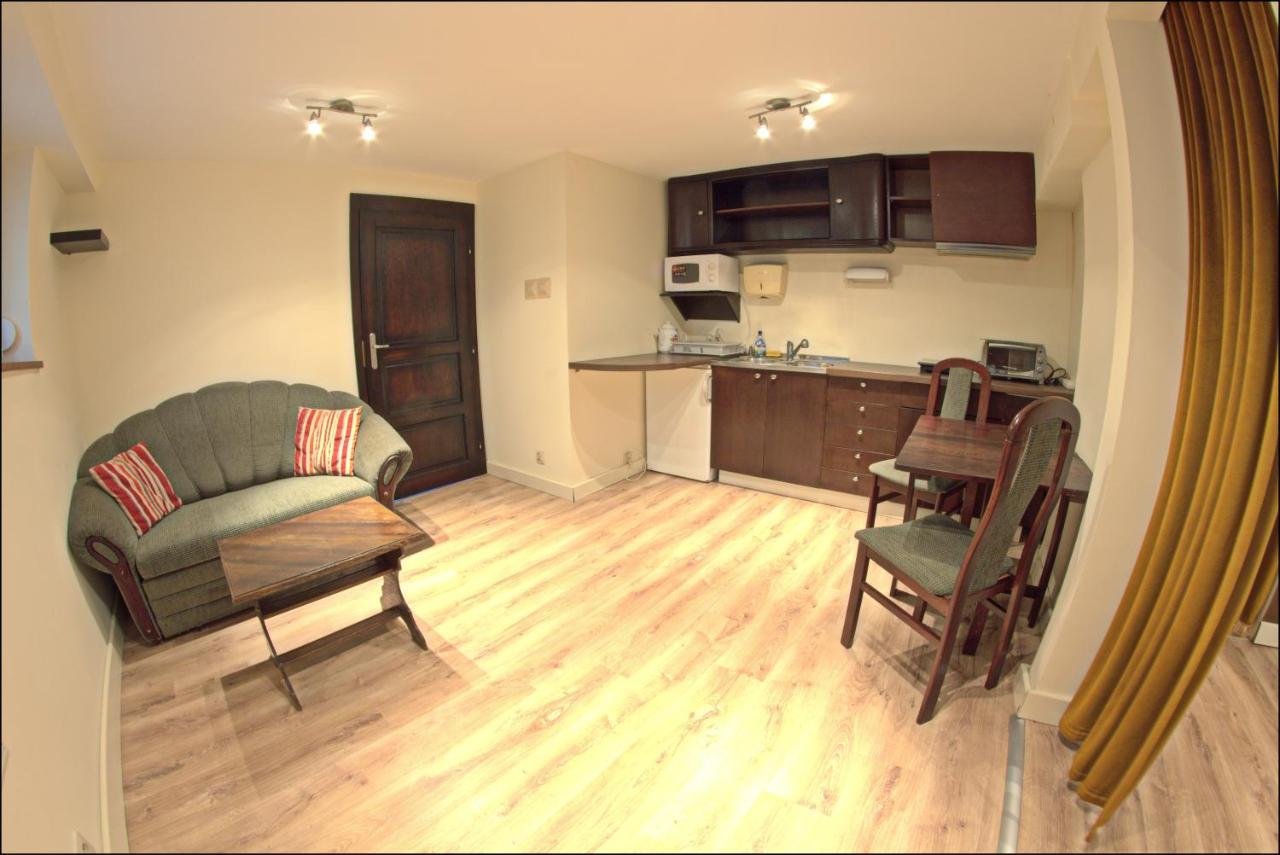 شقة فروتسواف  في Apartament Biala Magnolia المظهر الخارجي الصورة